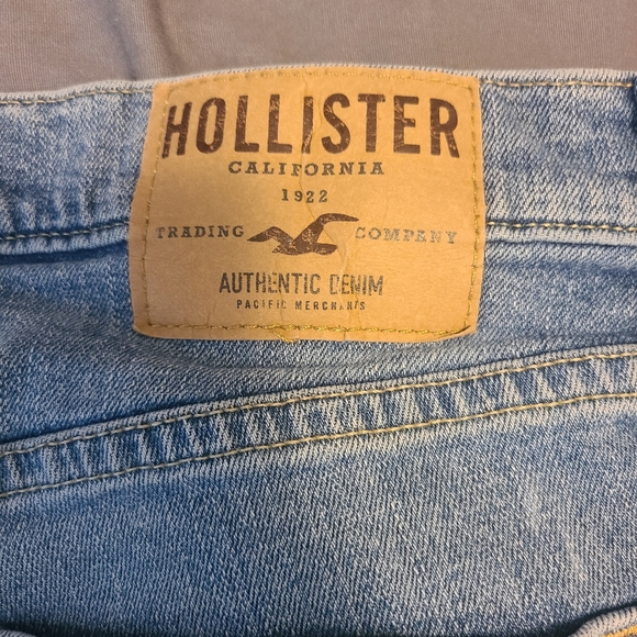 Shorts - Picture 4 of 4